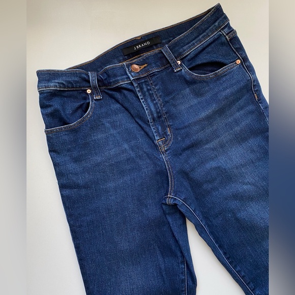 LIKE NEW J BRAND 29” High-Rise Skinny Jeans - Picture 2 of 3